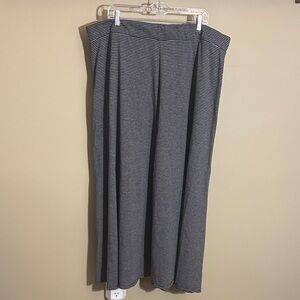 Simply Emma Black & Grey Thin-Striped Maxi Skirt